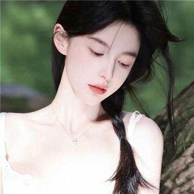 丛林少女之荒野逃生封面